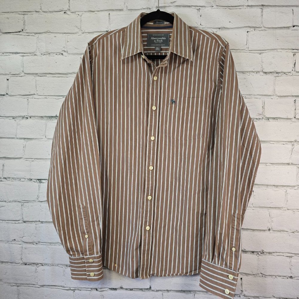 ABERCROMBIE AND FITCH MENS BUTTON DOWN LONG SLEEVE COCOA & WHITE STRIPE XL